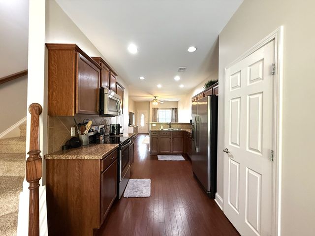 728 Shady Stone Way, Lebanon, TN 37090