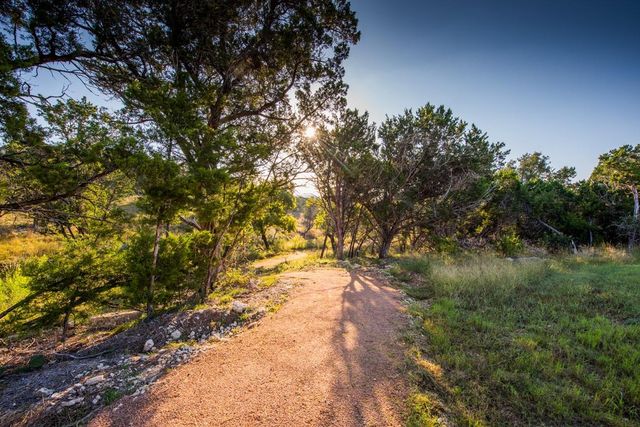 8014 Rosso Blanket DR, Lago Vista, TX 78645