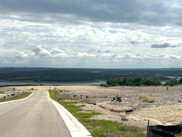 8014 Rosso Blanket DR, Lago Vista, TX 78645