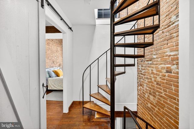 11 E WHEELING ST, Baltimore, MD 21230