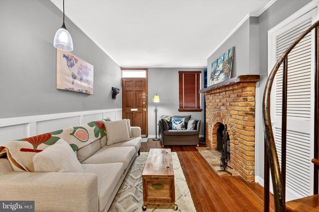 11 E WHEELING ST, Baltimore, MD 21230