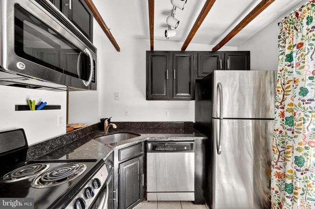 11 E WHEELING ST, Baltimore, MD 21230