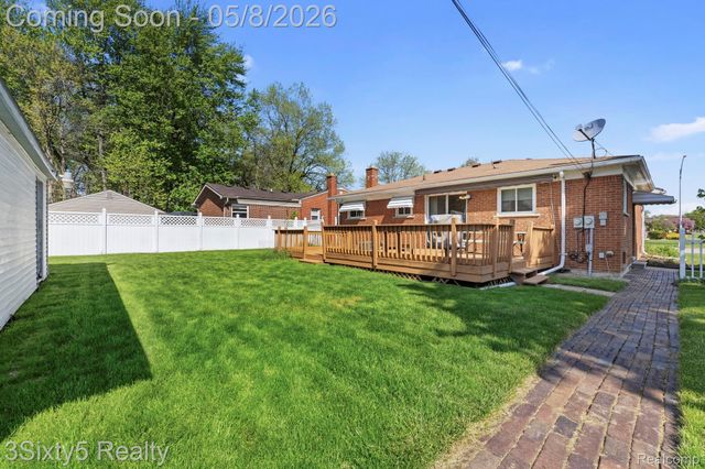 3901 Marian Drive, Trenton, MI 48183