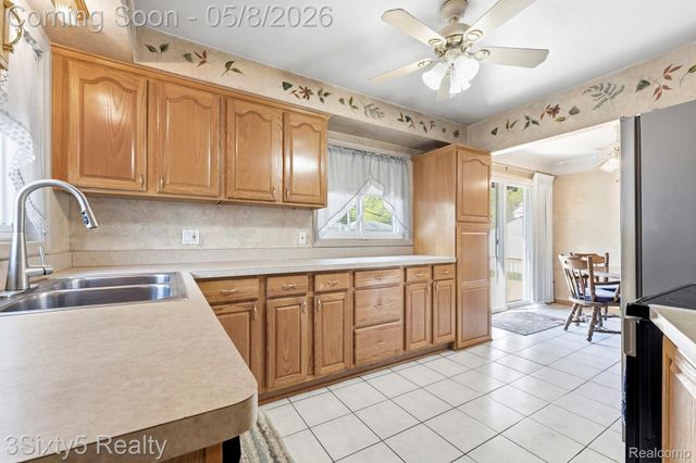 3901 Marian Drive, Trenton, MI 48183