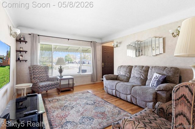 3901 Marian Drive, Trenton, MI 48183
