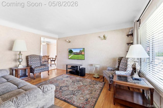 3901 Marian Drive, Trenton, MI 48183