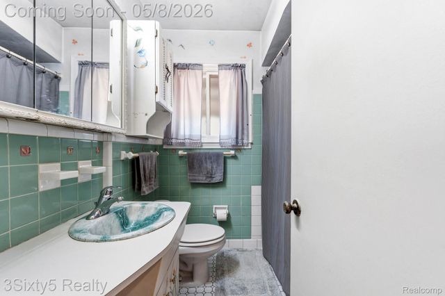 3901 Marian Drive, Trenton, MI 48183