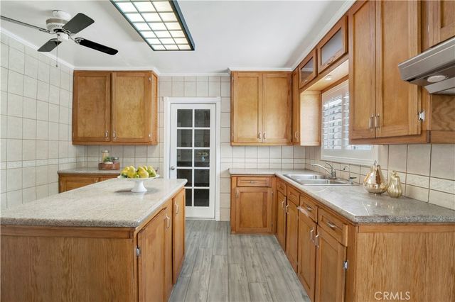 13176 Foothill, Sylmar, CA 91342