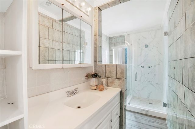 13176 Foothill, Sylmar, CA 91342