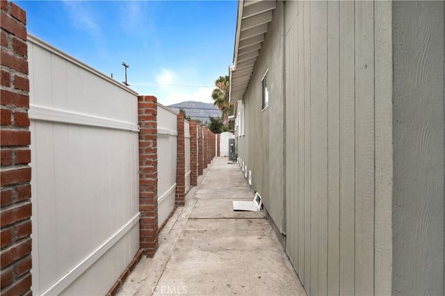 13176 Foothill, Sylmar, CA 91342
