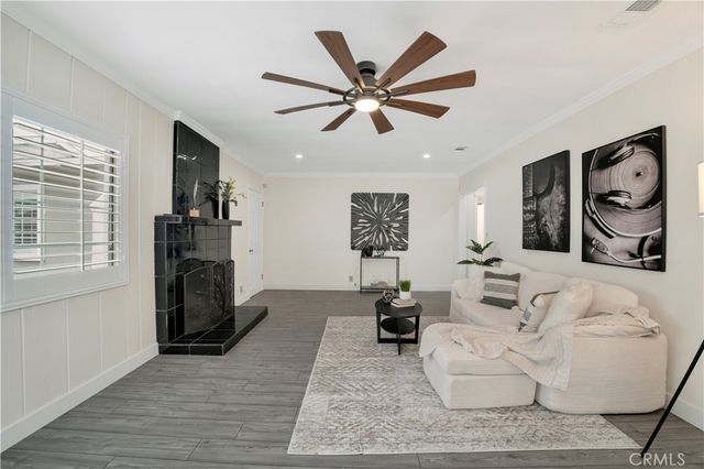 13176 Foothill, Sylmar, CA 91342