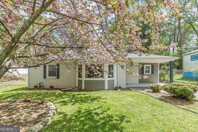 3182 Lake Avenue, Hapeville, GA 30354