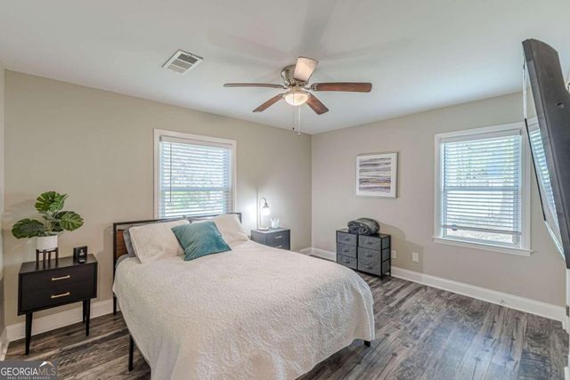 3182 Lake Avenue, Hapeville, GA 30354