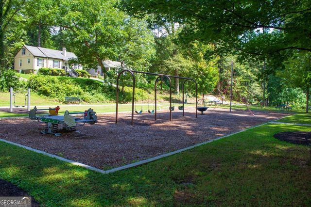 3182 Lake Avenue, Hapeville, GA 30354