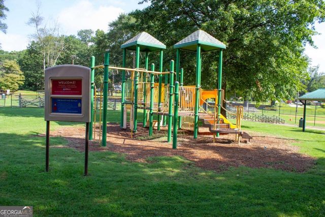 3182 Lake Avenue, Hapeville, GA 30354