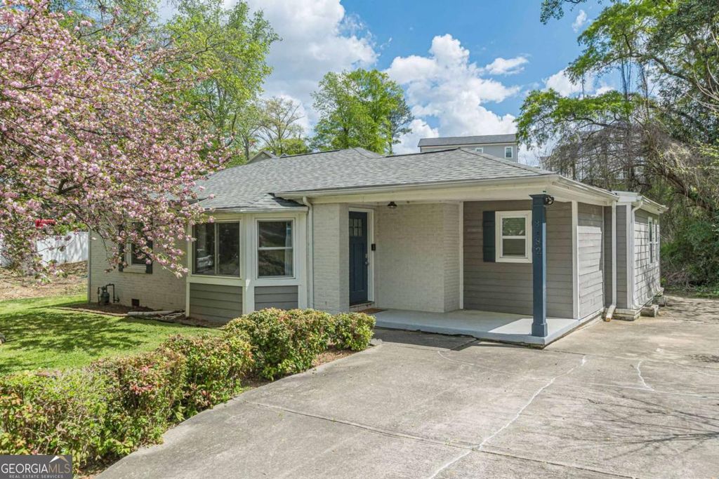 3182 Lake Avenue, Hapeville, GA 30354