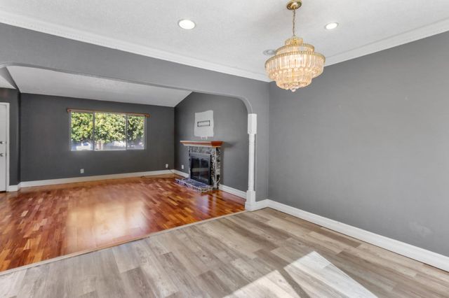 204 Arbor Crest Way, Sacramento, CA 95838