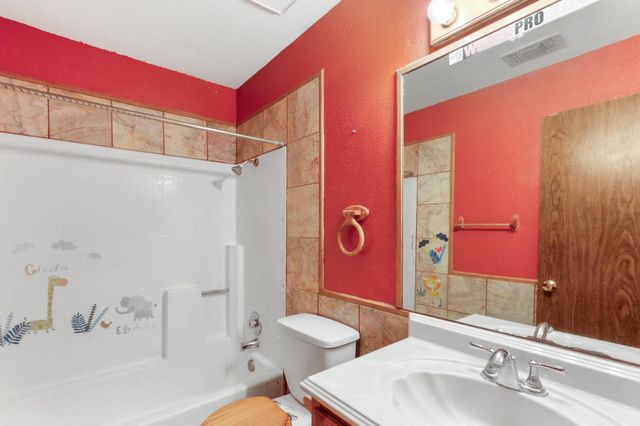204 Arbor Crest Way, Sacramento, CA 95838