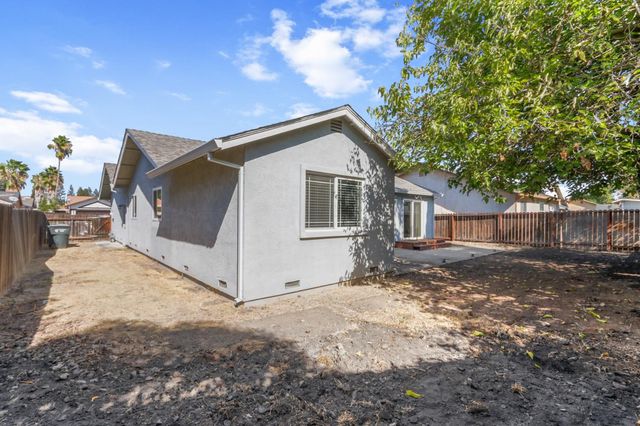 204 Arbor Crest Way, Sacramento, CA 95838