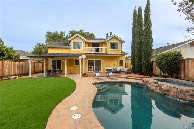 565 Waite Avenue, Sunnyvale, CA 94085