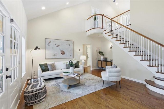 565 Waite Avenue, Sunnyvale, CA 94085