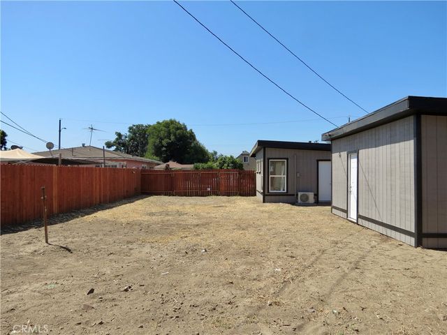 4953 E San Carlos, Compton, CA 90221