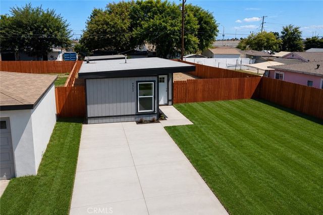 4953 E San Carlos, Compton, CA 90221