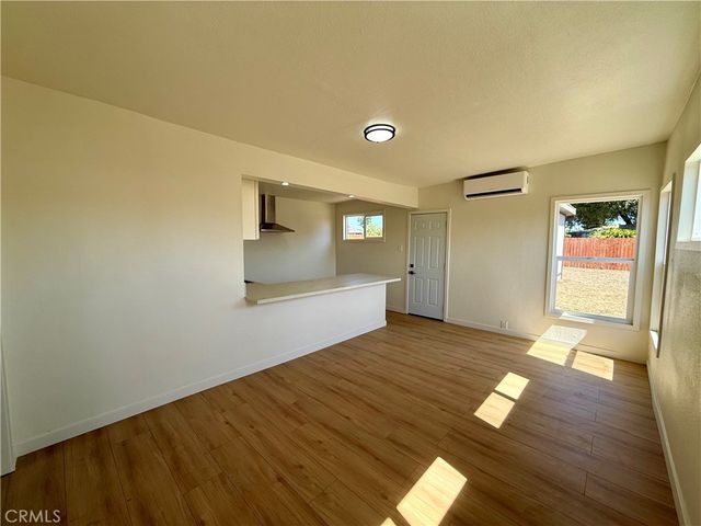 4953 E San Carlos, Compton, CA 90221