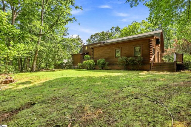 87 Robertson Road, Travelers Rest, SC 29690