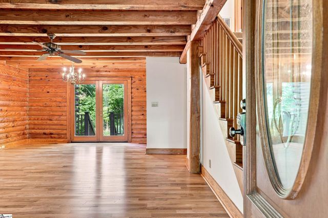 87 Robertson Road, Travelers Rest, SC 29690