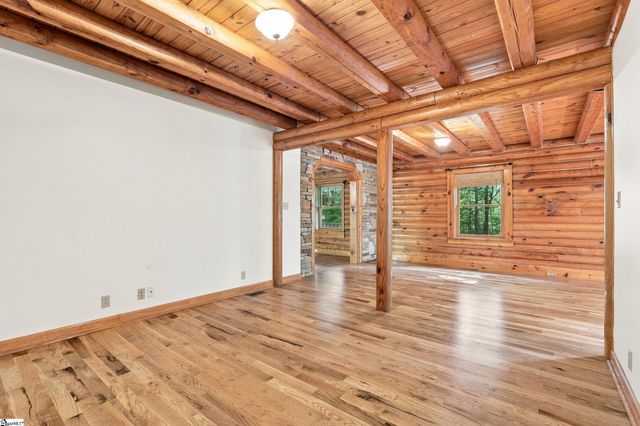 87 Robertson Road, Travelers Rest, SC 29690