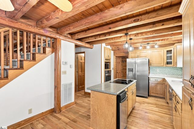 87 Robertson Road, Travelers Rest, SC 29690
