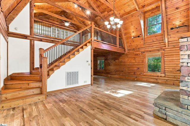 87 Robertson Road, Travelers Rest, SC 29690
