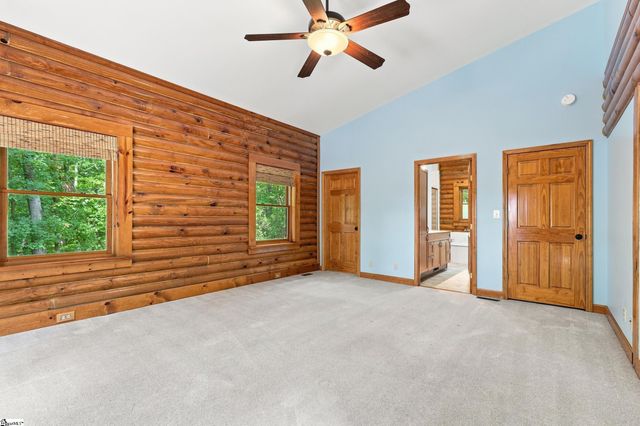 87 Robertson Road, Travelers Rest, SC 29690