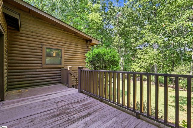 87 Robertson Road, Travelers Rest, SC 29690