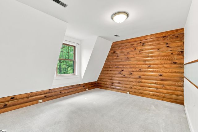 87 Robertson Road, Travelers Rest, SC 29690