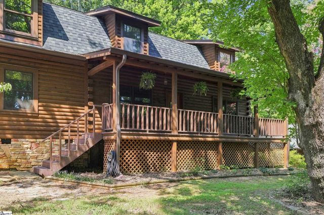 87 Robertson Road, Travelers Rest, SC 29690