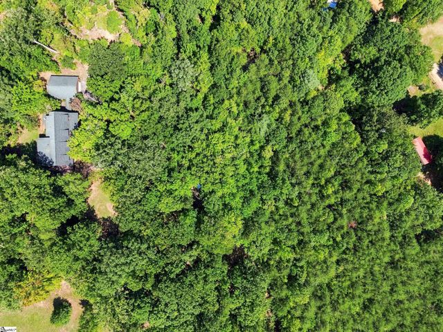 87 Robertson Road, Travelers Rest, SC 29690
