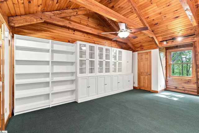 87 Robertson Road, Travelers Rest, SC 29690