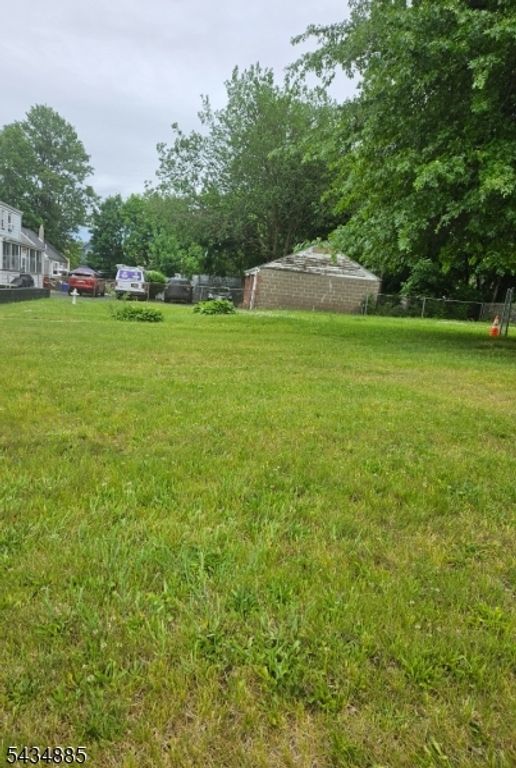 270 Lafayette St, Rahway City, NJ 07065 — photo 2