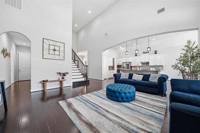 4301 Logan Ridge DR, Cedar Park, TX 78613