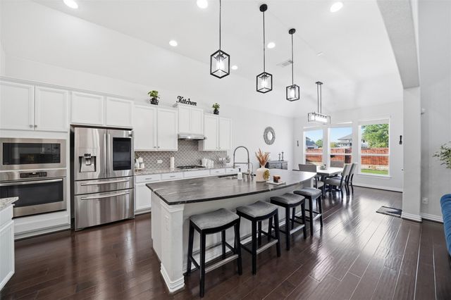 4301 Logan Ridge DR, Cedar Park, TX 78613