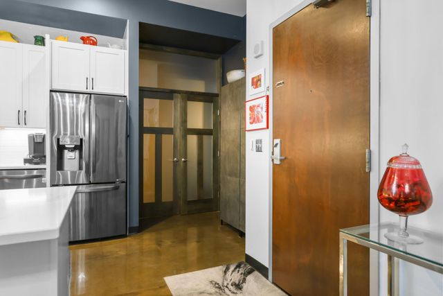 350 Saint Peter Street 512, Saint Paul, MN 55102