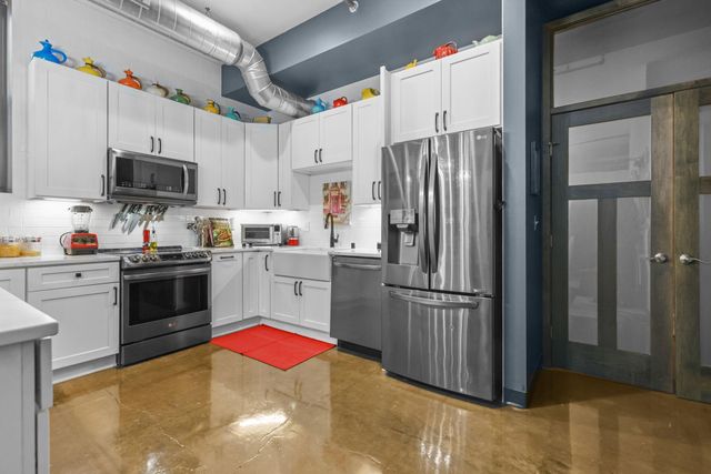 350 Saint Peter Street 512, Saint Paul, MN 55102