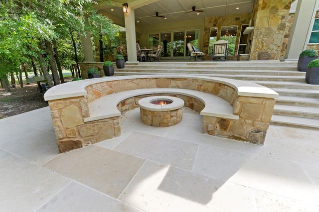 1000 Hidden Ridge CT, Round Rock, TX 78681