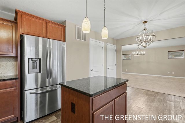 72597 Faye Court, South Haven, MI 49090