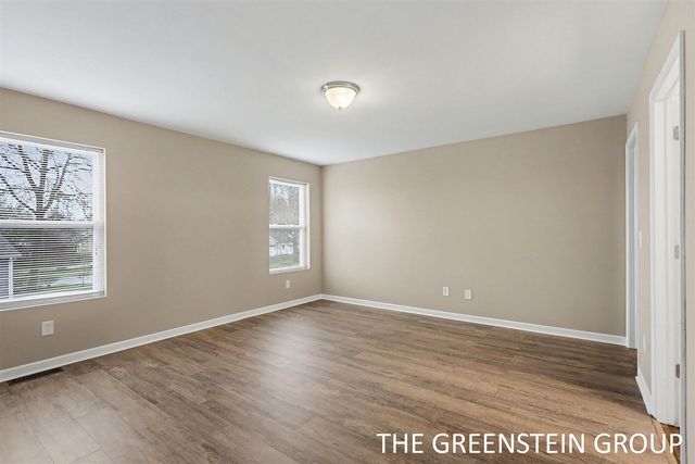 72597 Faye Court, South Haven, MI 49090