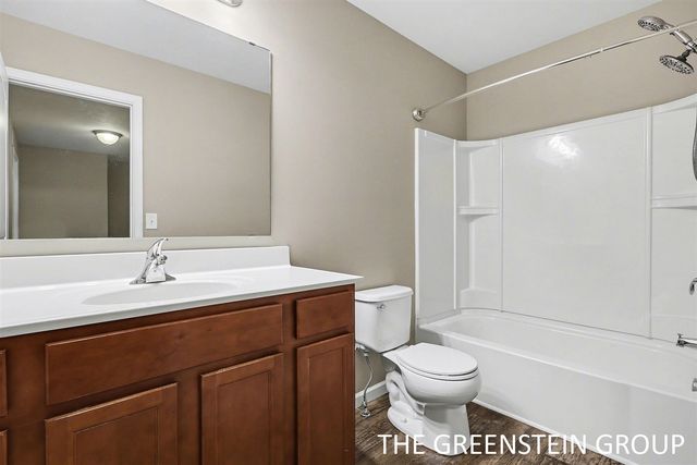 72597 Faye Court, South Haven, MI 49090