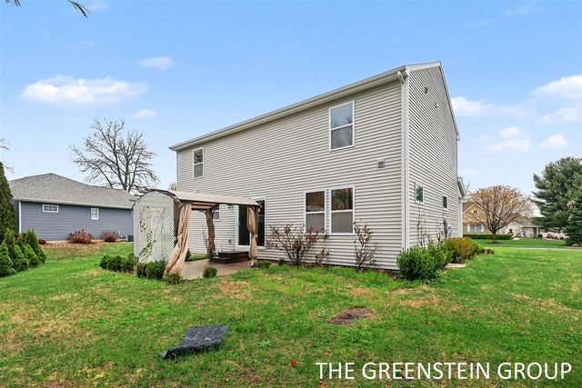 72597 Faye Court, South Haven, MI 49090