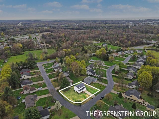 72597 Faye Court, South Haven, MI 49090